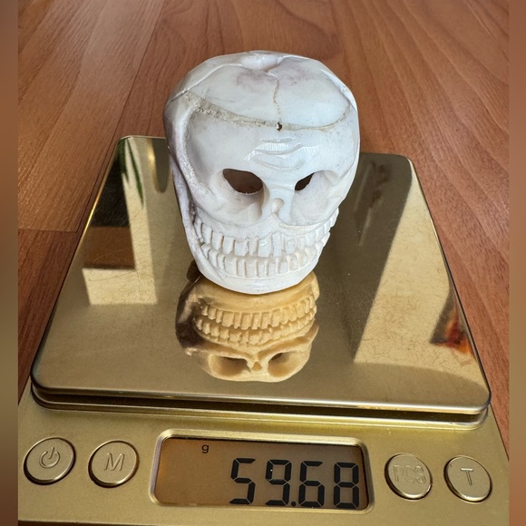 Unique hand carved large yak bone Skull bead for meditation,decor,pendant 49gram - Picture 9 of 9
